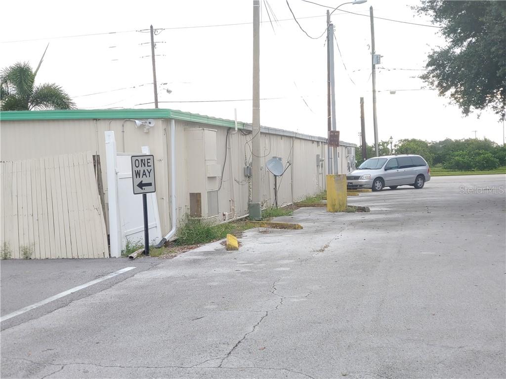 215 N SCENIC HWY, FROSTPROOF, FL, 33843