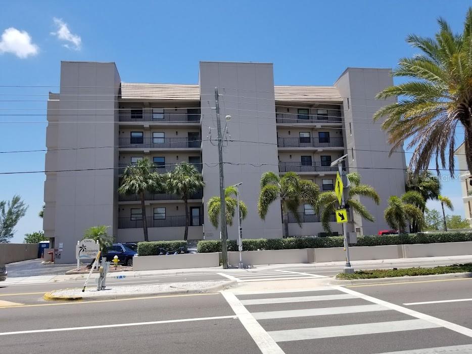 13650 GULF BLVD #304, MADEIRA BEACH, FL, 33708