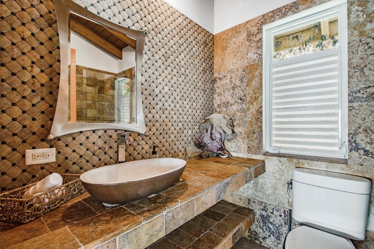 PR9092416 Property Photo