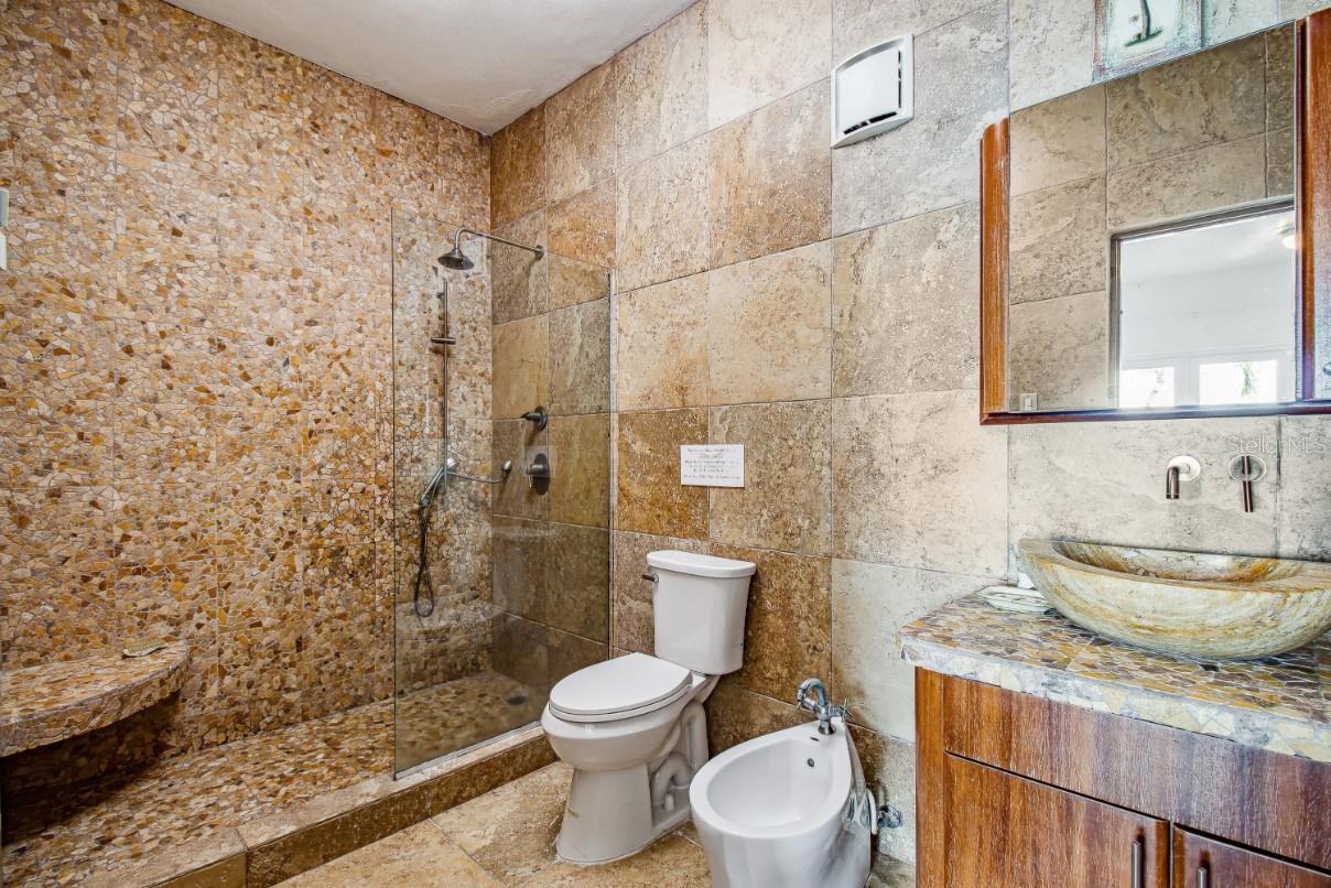 PR9092416 Property Photo