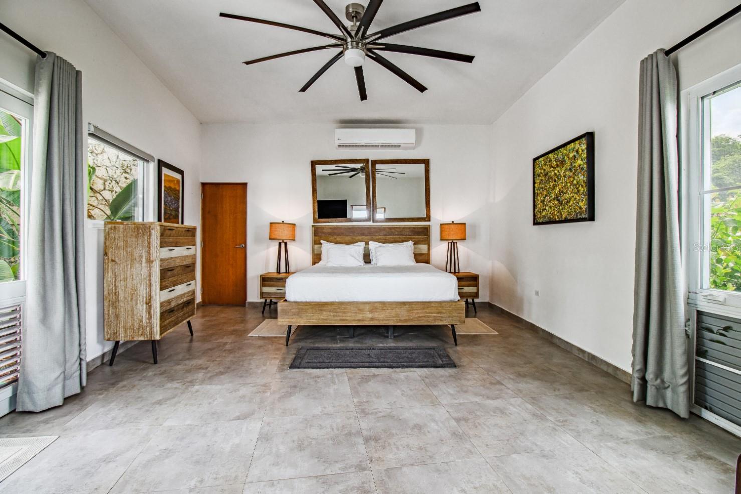 PR9092416 Property Photo