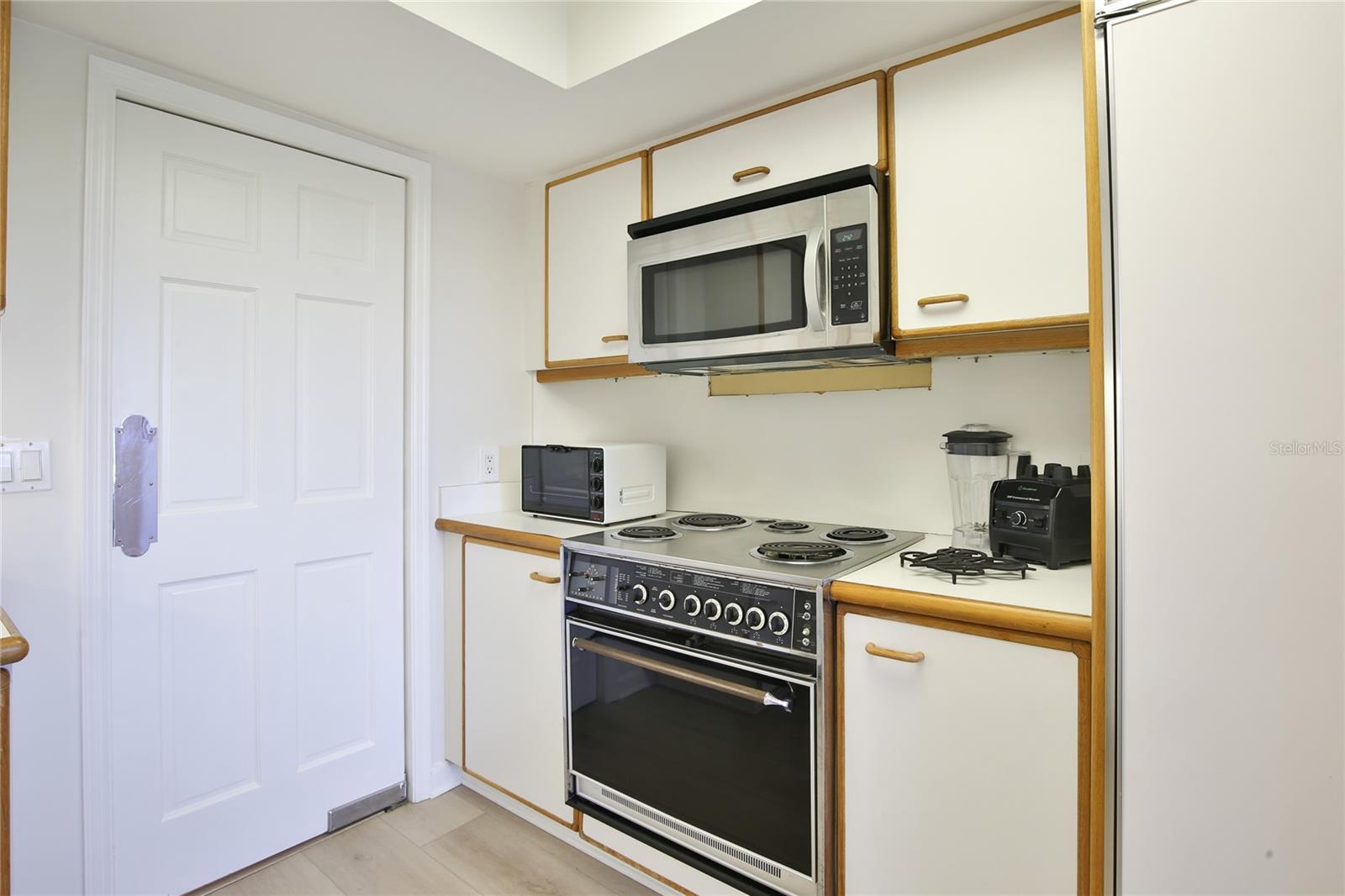 775 LONGBOAT CLUB RD #405, LONGBOAT KEY, FL, 34228