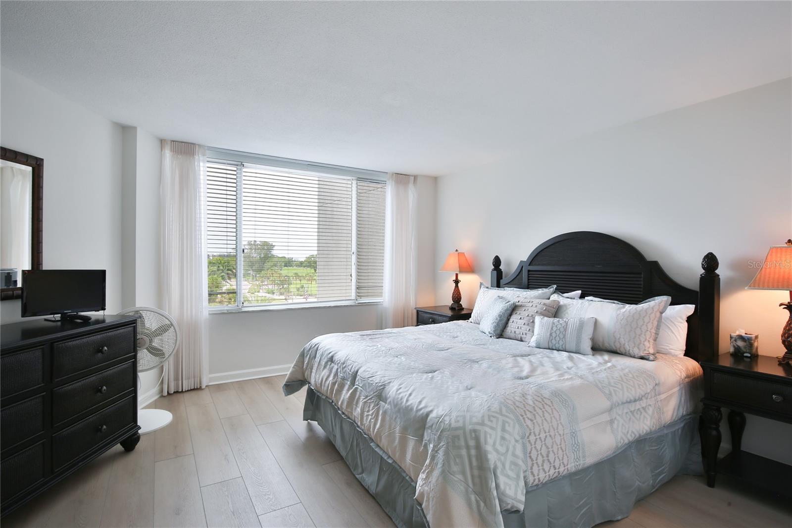 775 LONGBOAT CLUB RD #405, LONGBOAT KEY, FL, 34228