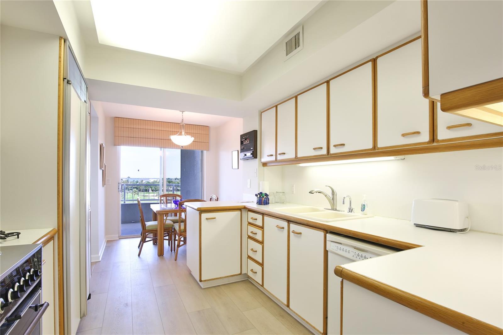775 LONGBOAT CLUB RD #405, LONGBOAT KEY, FL, 34228