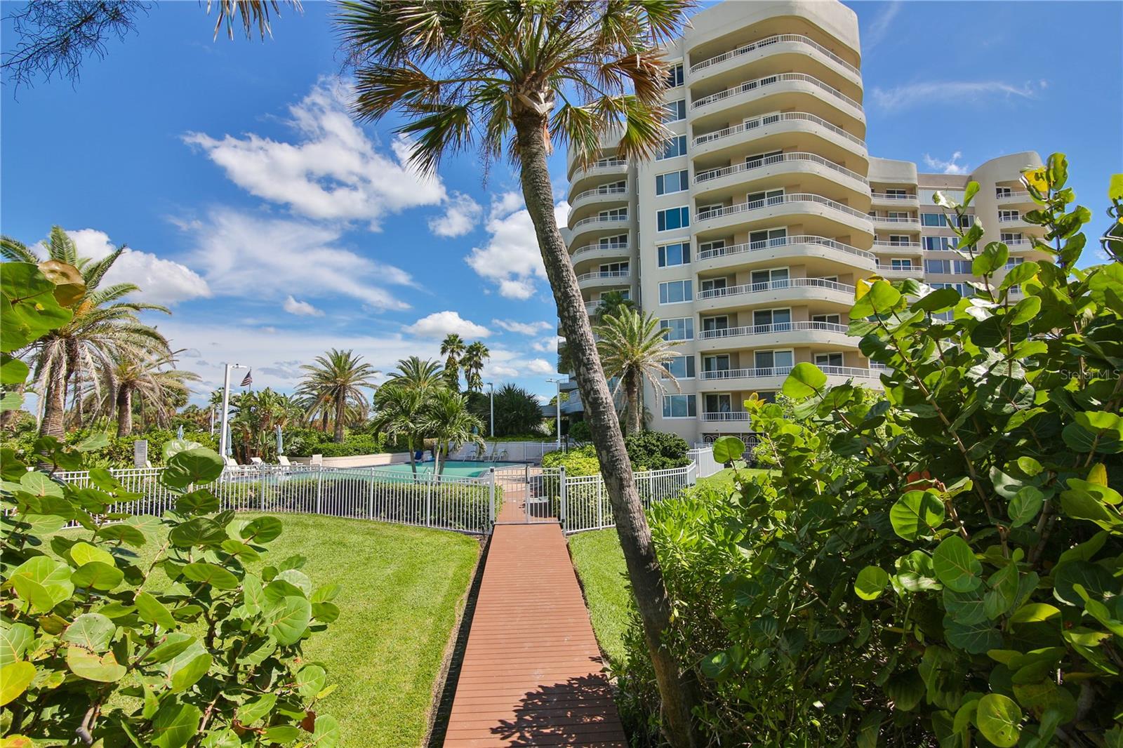 775 LONGBOAT CLUB RD #405, LONGBOAT KEY, FL, 34228