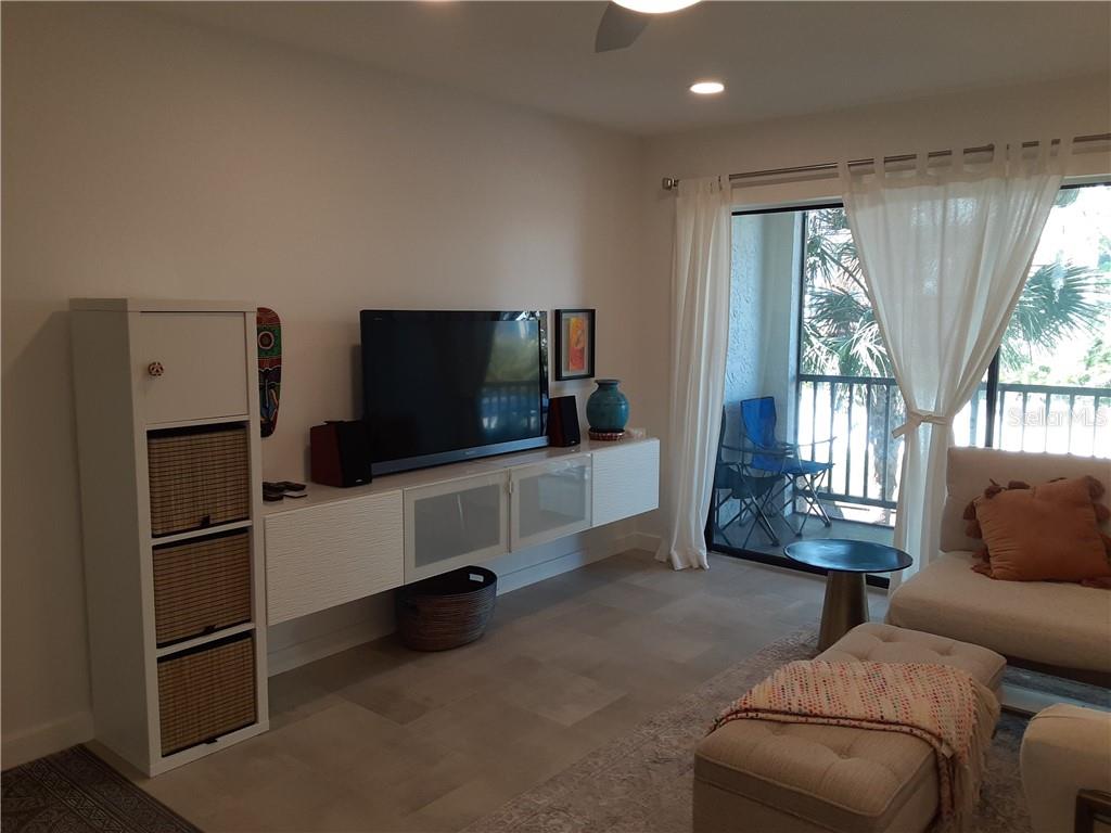 631 N ORANGE AVE #204, SARASOTA, FL, 34236