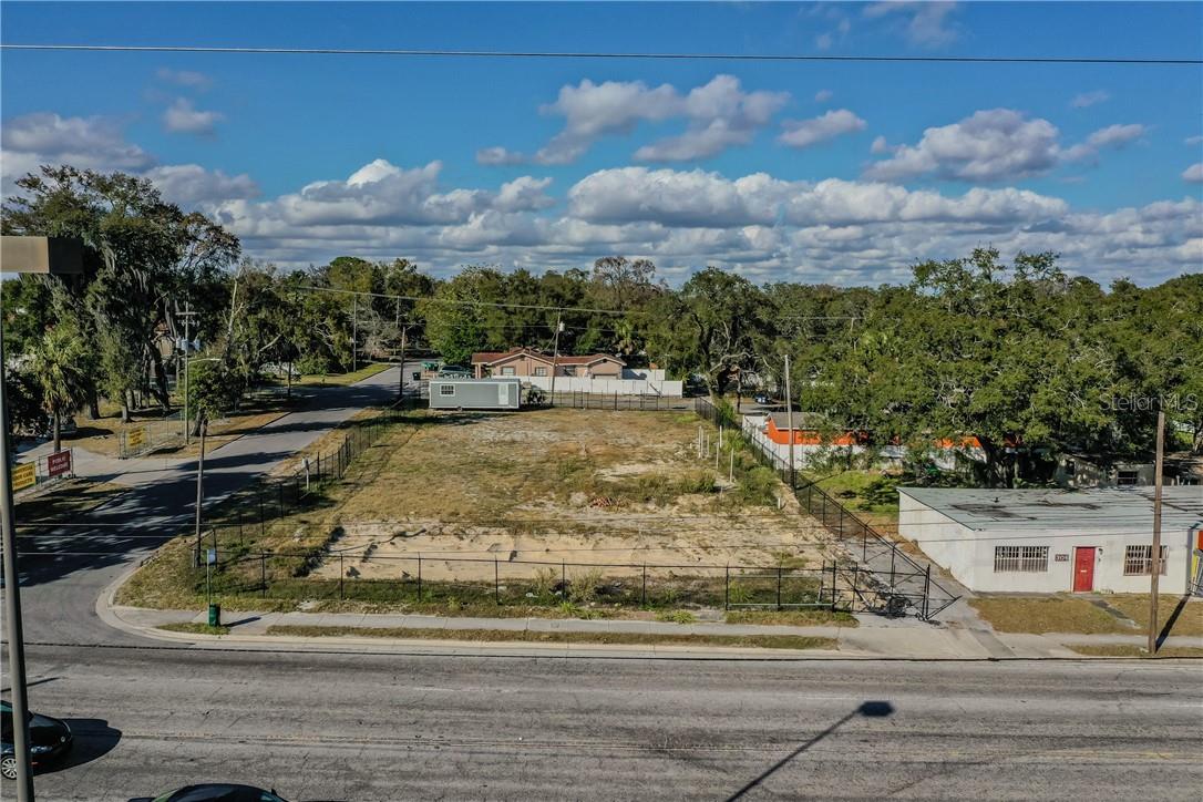 304 E WATERS AVE, TAMPA, FL, 33604