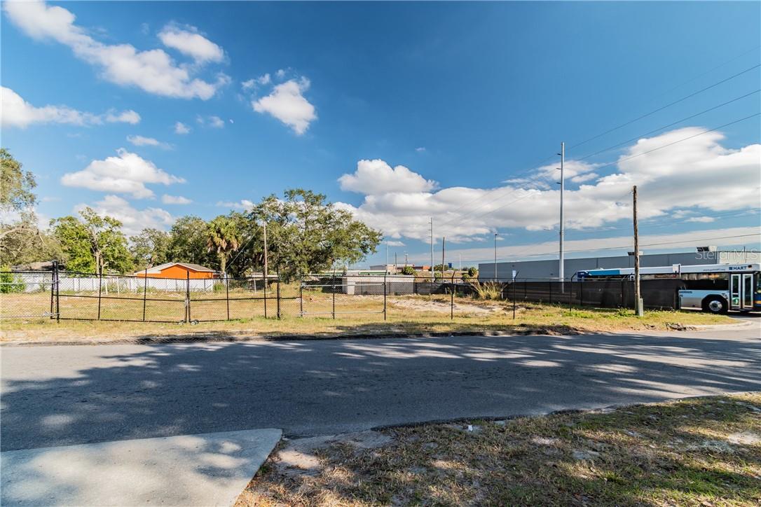 304 E WATERS AVE, TAMPA, FL, 33604