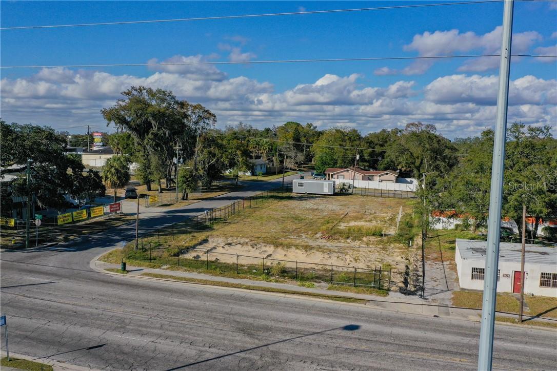 304 E WATERS AVE, TAMPA, FL, 33604