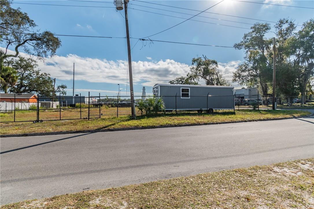 304 E WATERS AVE, TAMPA, FL, 33604