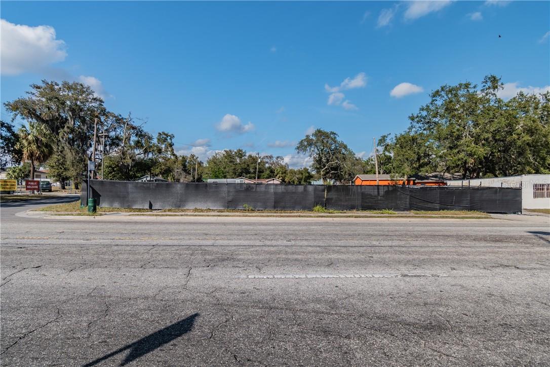 304 E WATERS AVE, TAMPA, FL, 33604