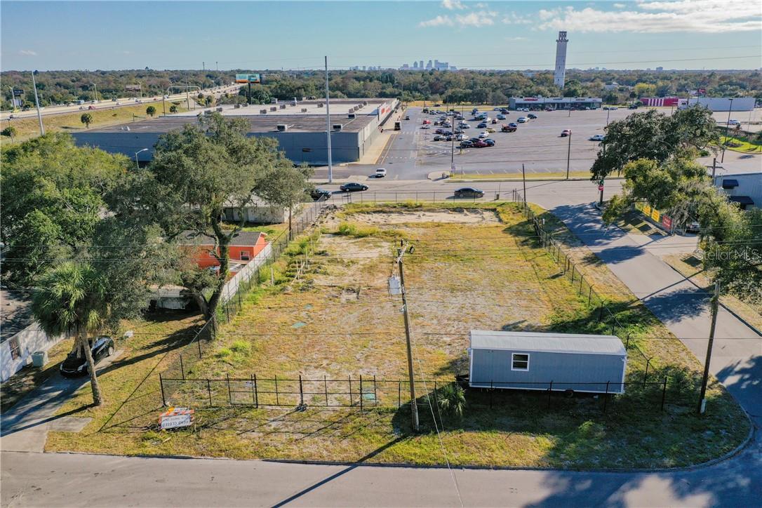 304 E WATERS AVE, TAMPA, FL, 33604