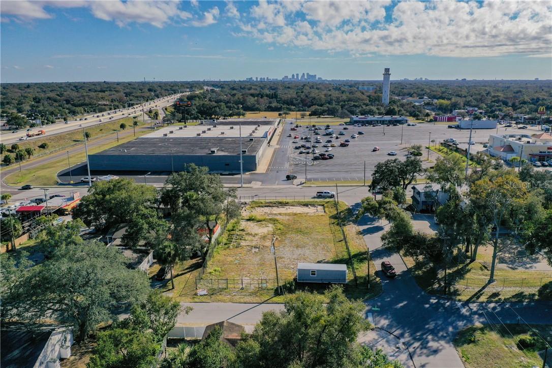 304 E WATERS AVE, TAMPA, FL, 33604