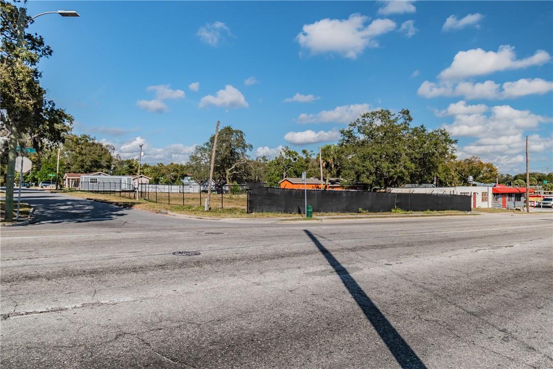 304 E WATERS AVE, TAMPA, FL, 33604