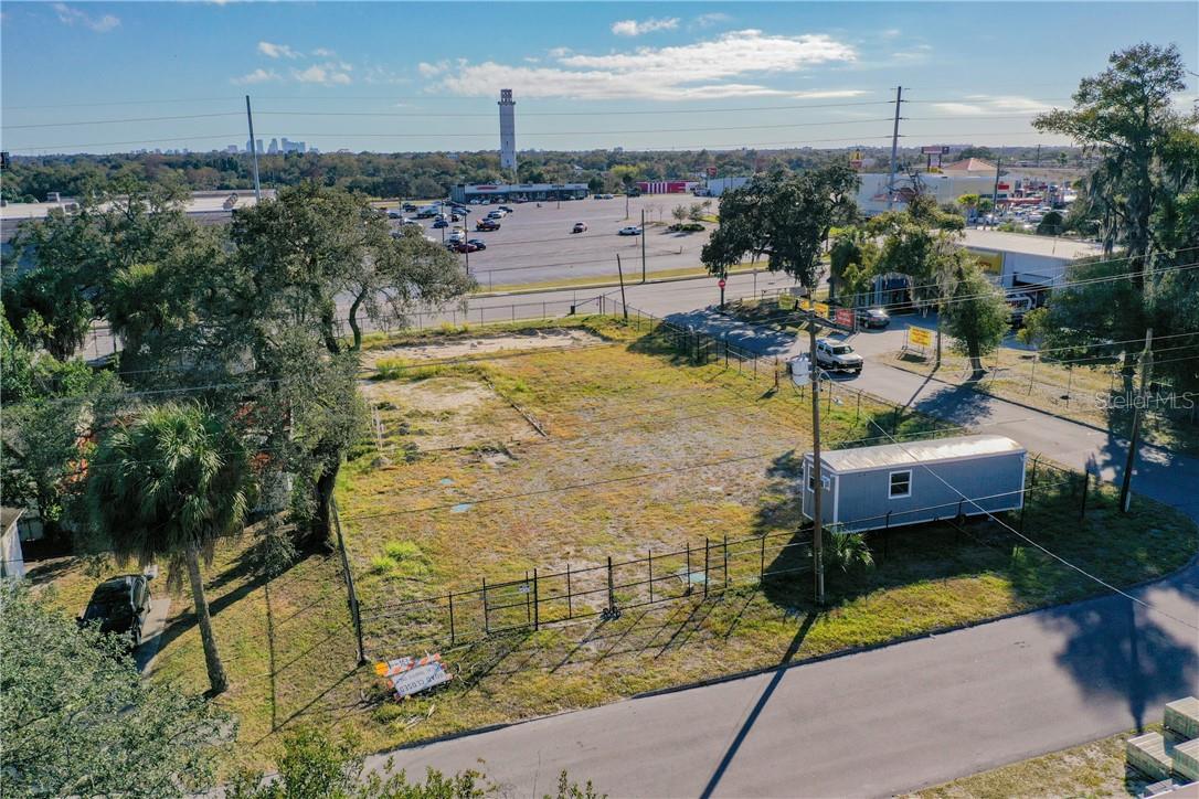 304 E WATERS AVE, TAMPA, FL, 33604