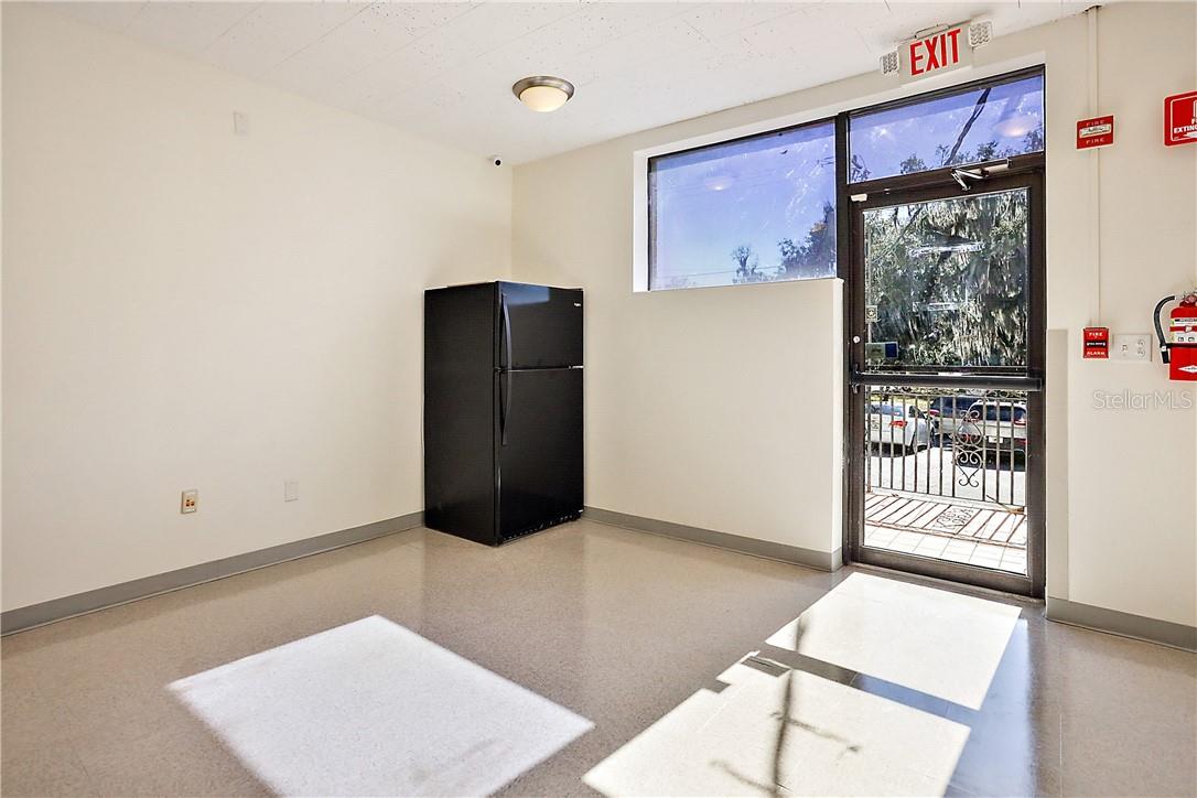 711 W MAIN ST, LEESBURG, FL, 34748