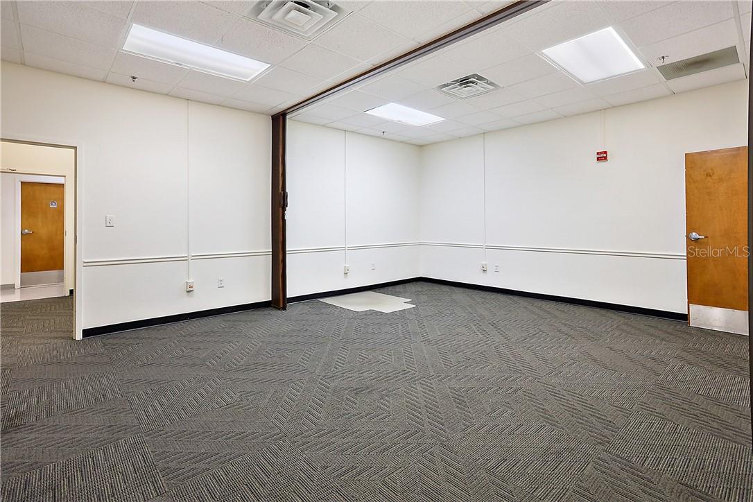 711 W MAIN ST, LEESBURG, FL, 34748