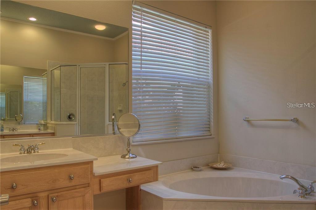 7348 STANHOPE CT, SARASOTA, FL, 34238