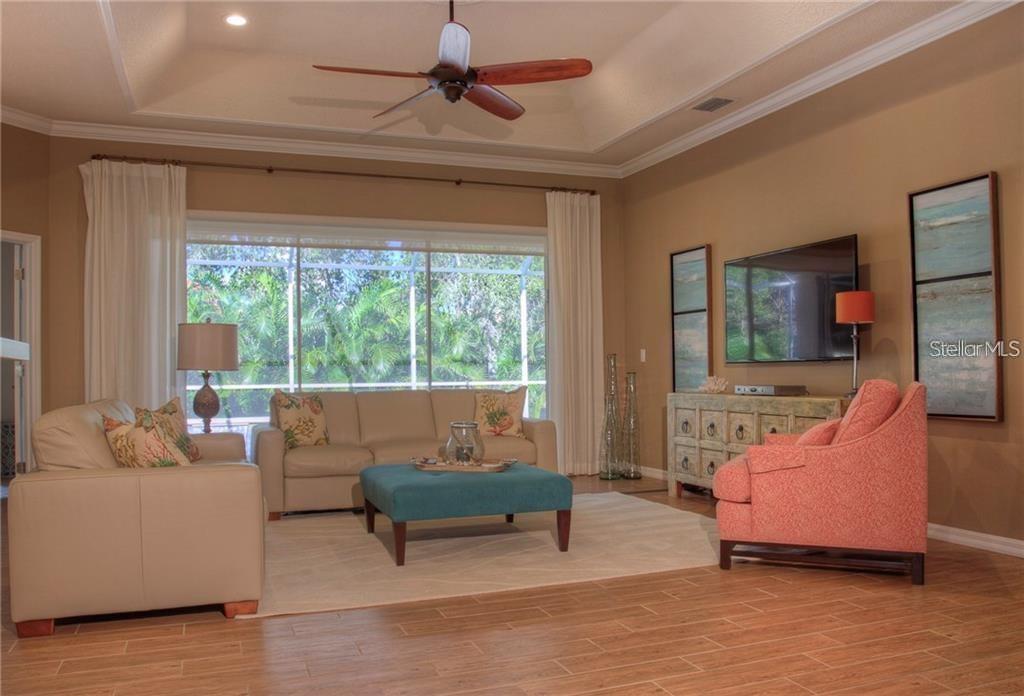 7348 STANHOPE CT, SARASOTA, FL, 34238