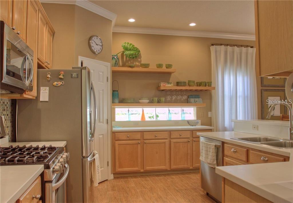 7348 STANHOPE CT, SARASOTA, FL, 34238