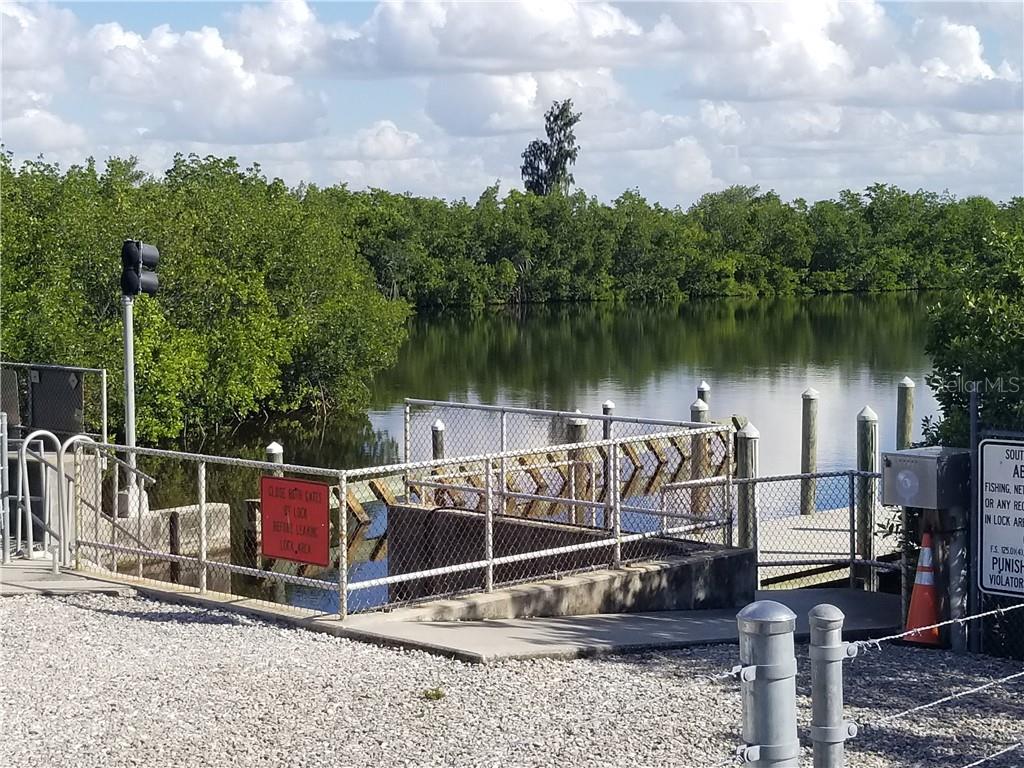 10047 DUQUESNE ST, PORT CHARLOTTE, FL, 33981
