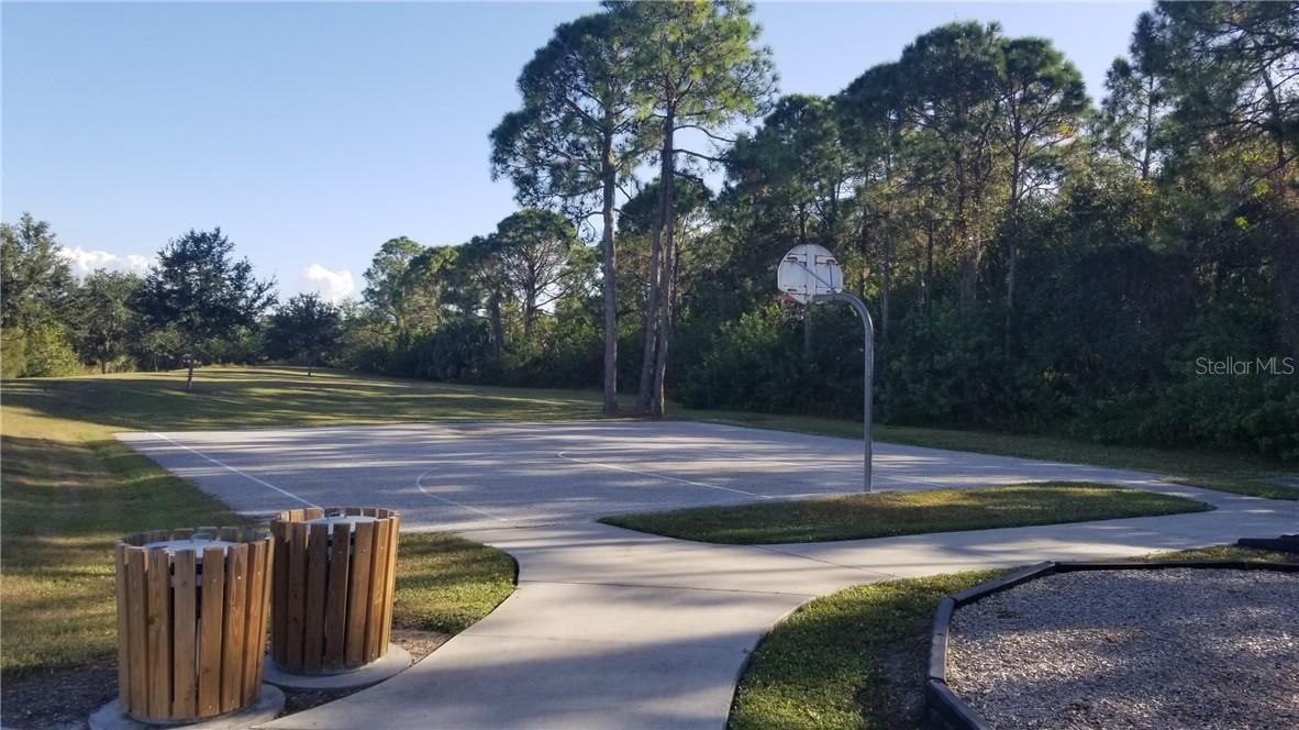 10047 DUQUESNE ST, PORT CHARLOTTE, FL, 33981