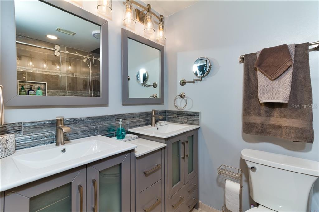 18289 WOLBRETTE CIR, PORT CHARLOTTE, FL, 33948