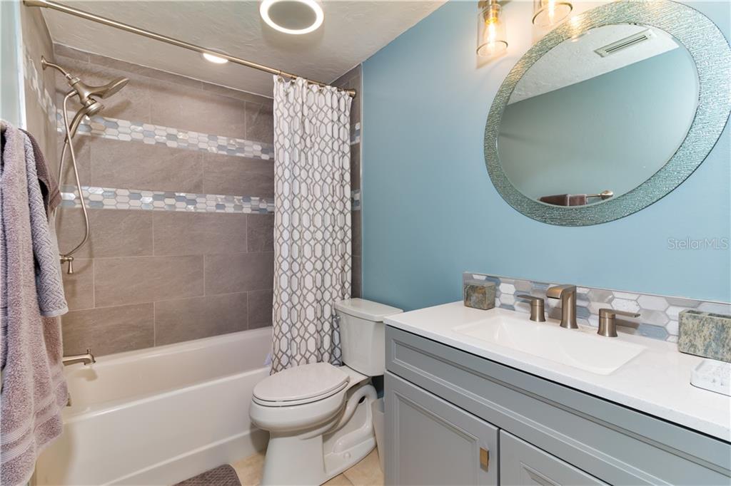 18289 WOLBRETTE CIR, PORT CHARLOTTE, FL, 33948