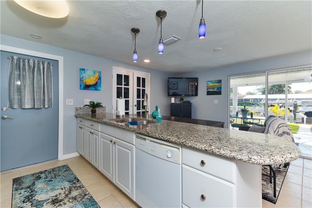 18289 WOLBRETTE CIR, PORT CHARLOTTE, FL, 33948