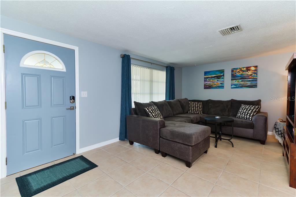 18289 WOLBRETTE CIR, PORT CHARLOTTE, FL, 33948
