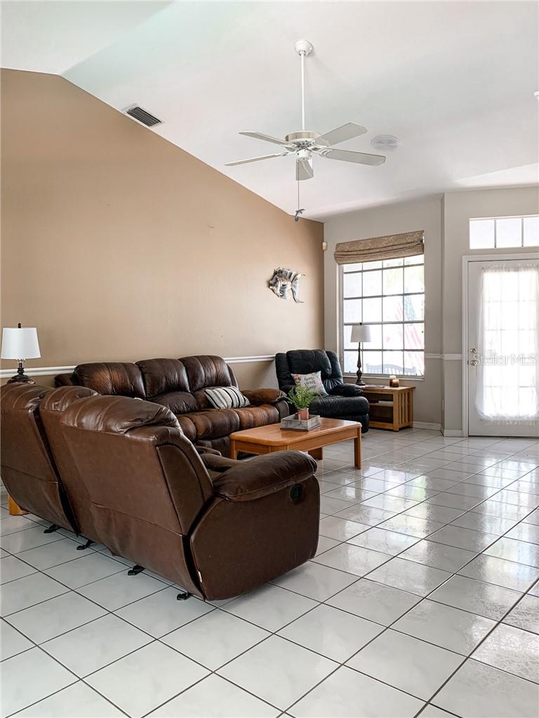 1000 CHEVY CHASE ST, PORT CHARLOTTE, FL, 33948