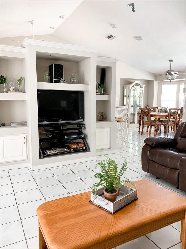 1000 CHEVY CHASE ST, PORT CHARLOTTE, FL, 33948