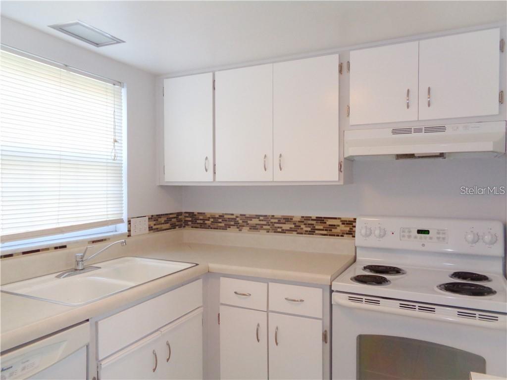 8522 10TH ST N #B, ST PETERSBURG, FL, 33702