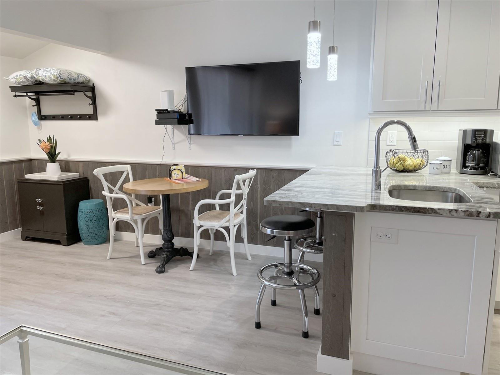 3543 LONGMEADOW #22, SARASOTA, FL, 34235