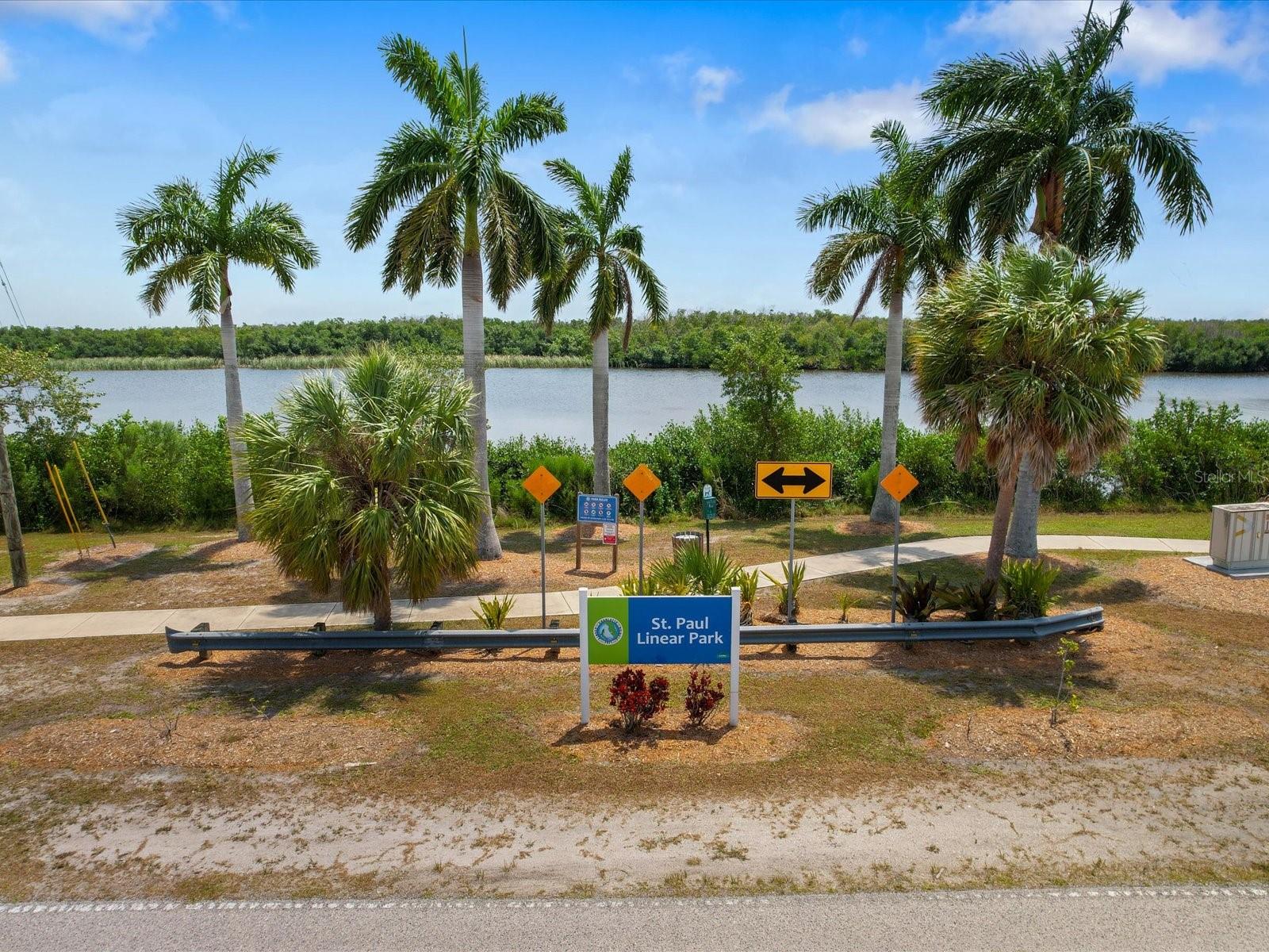 15028 ACORN CIR, PORT CHARLOTTE, FL, 33981