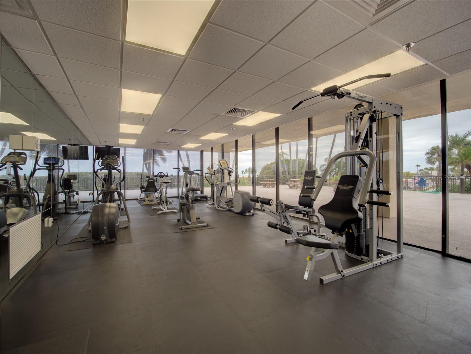 7650 BAYSHORE DR #903, TREASURE ISLAND, FL, 33706