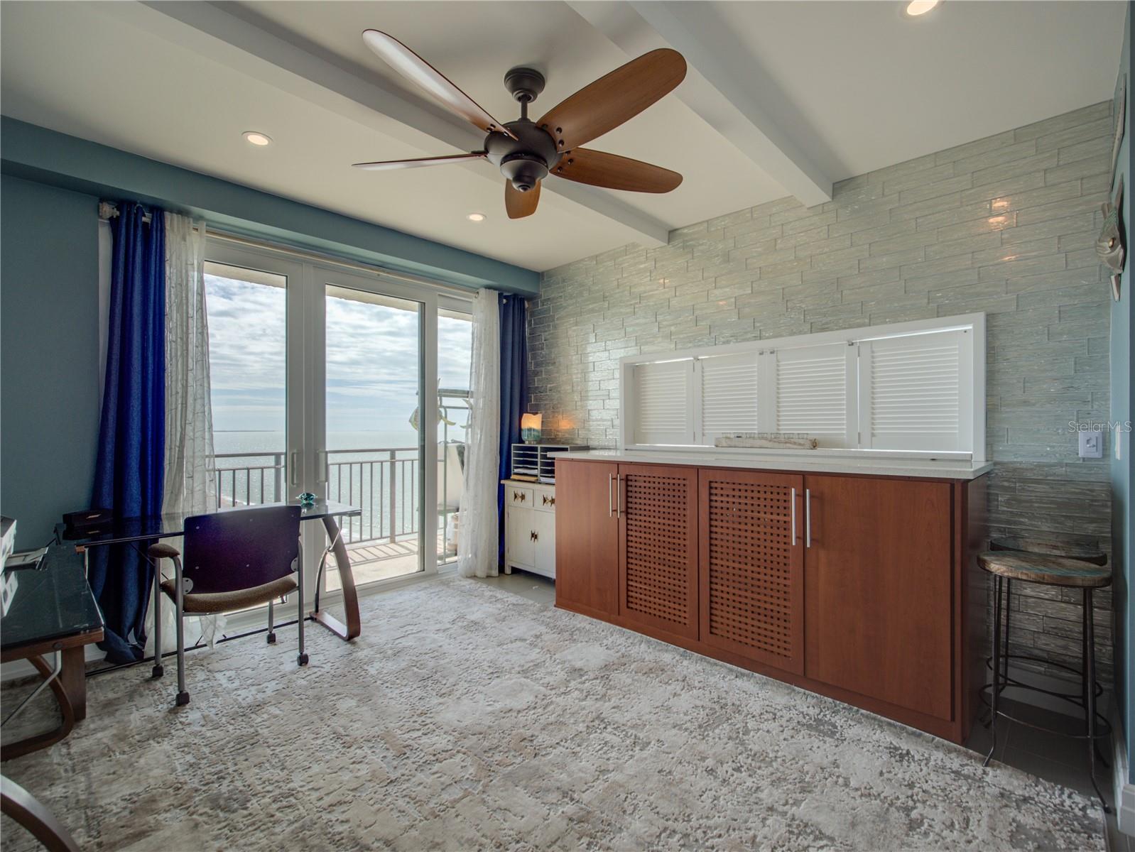 7650 BAYSHORE DR #903, TREASURE ISLAND, FL, 33706