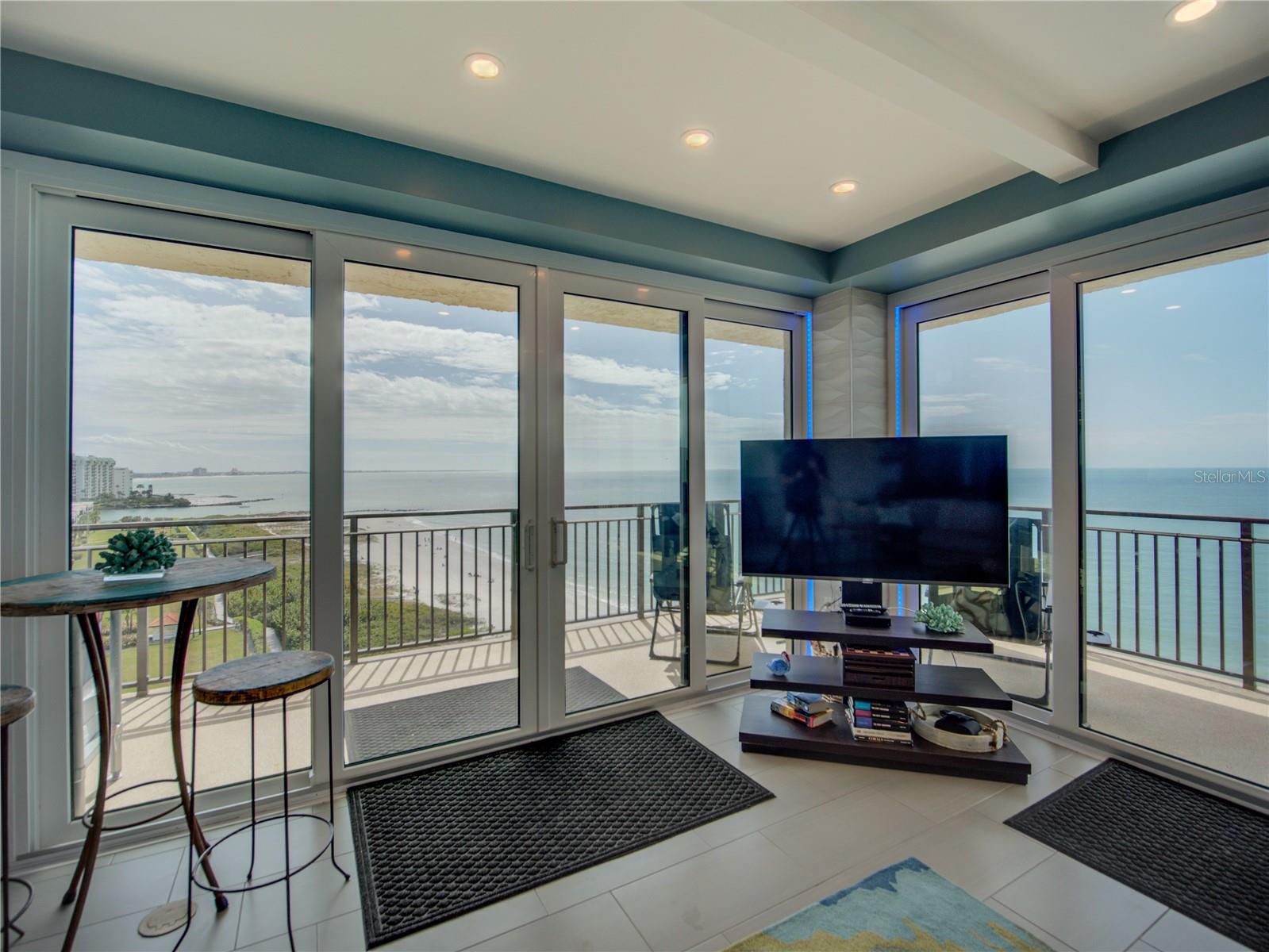 7650 BAYSHORE DR #903, TREASURE ISLAND, FL, 33706