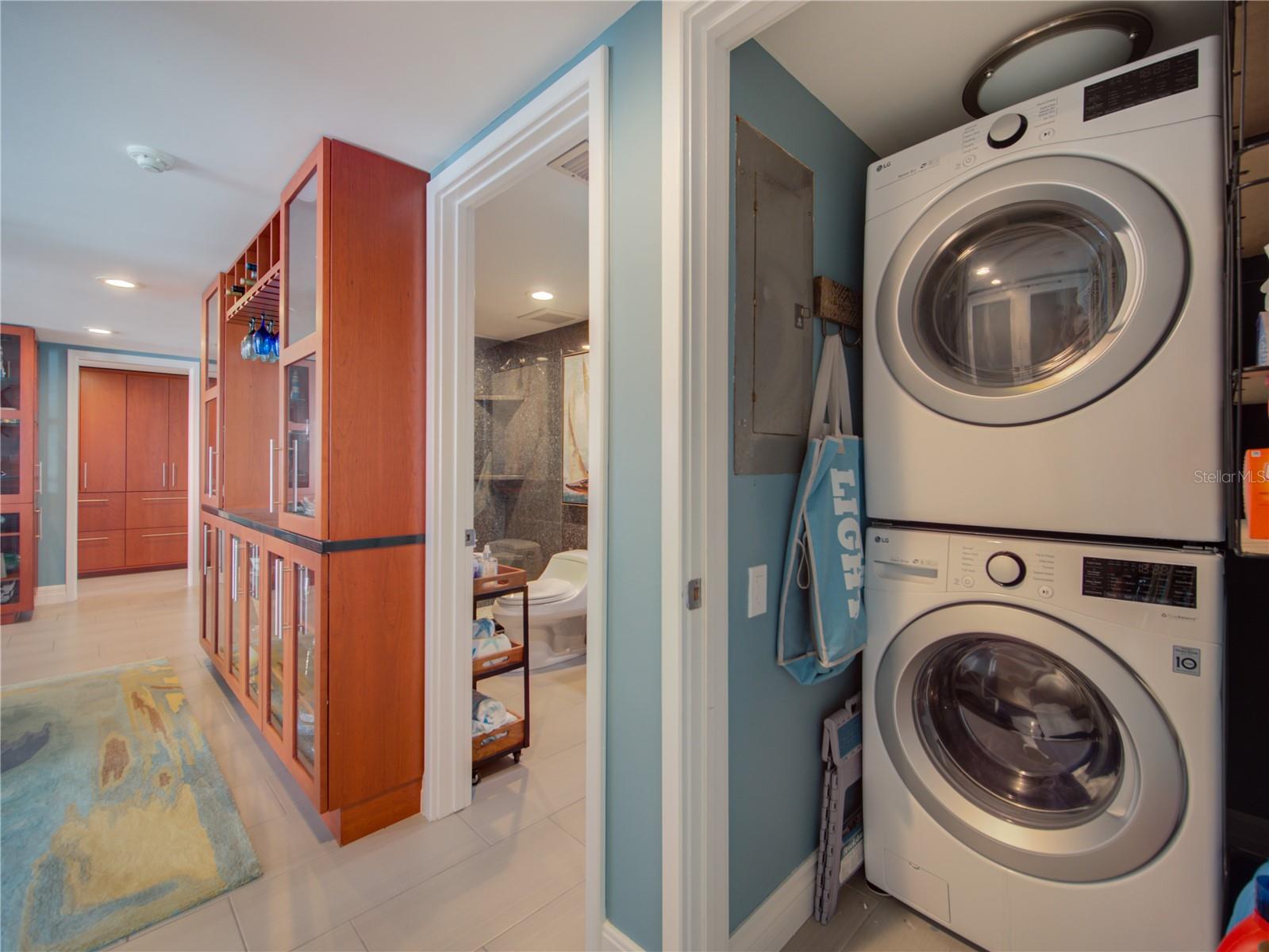 7650 BAYSHORE DR #903, TREASURE ISLAND, FL, 33706