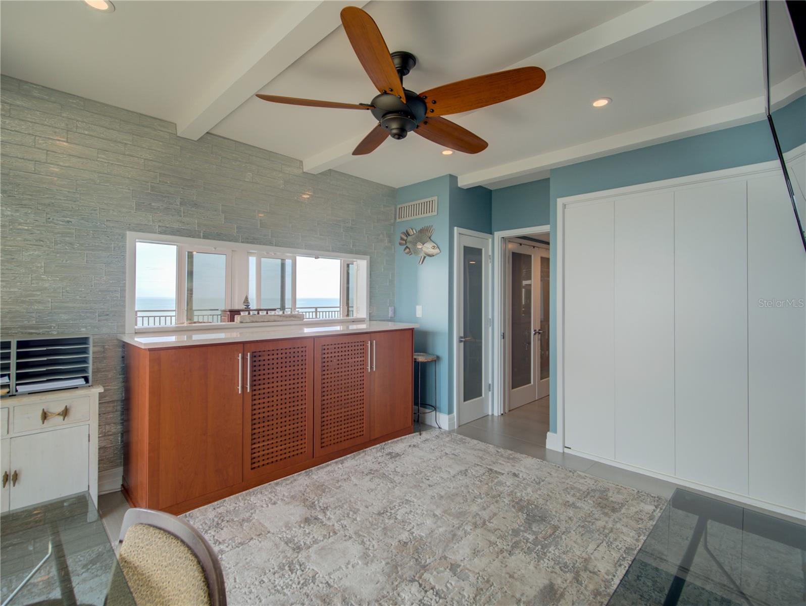 7650 BAYSHORE DR #903, TREASURE ISLAND, FL, 33706