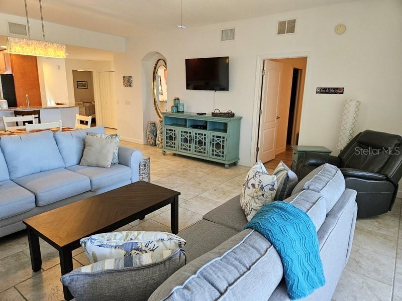 6618 7TH AVENUE CIR W #1404, BRADENTON, FL, 34209