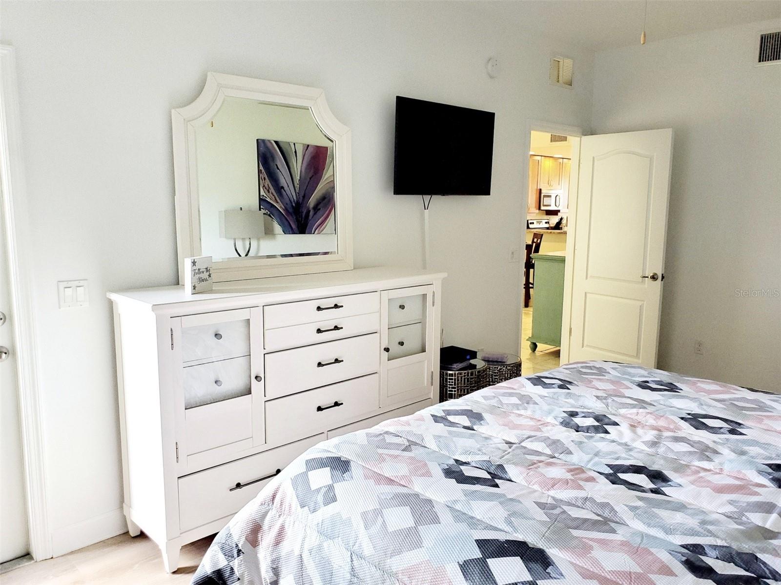 6618 7TH AVENUE CIR W #1404, BRADENTON, FL, 34209