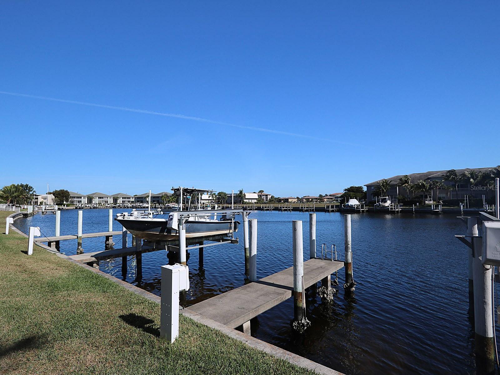 3308 PURPLE MARTIN DR #136, PUNTA GORDA, FL, 33950