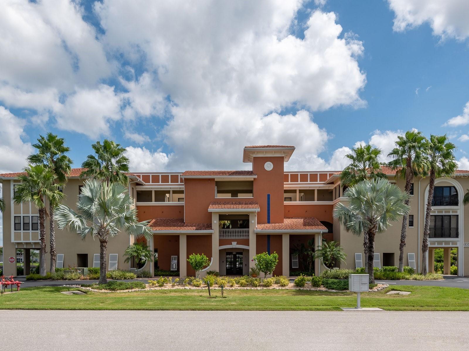 3308 PURPLE MARTIN DR #136, PUNTA GORDA, FL, 33950