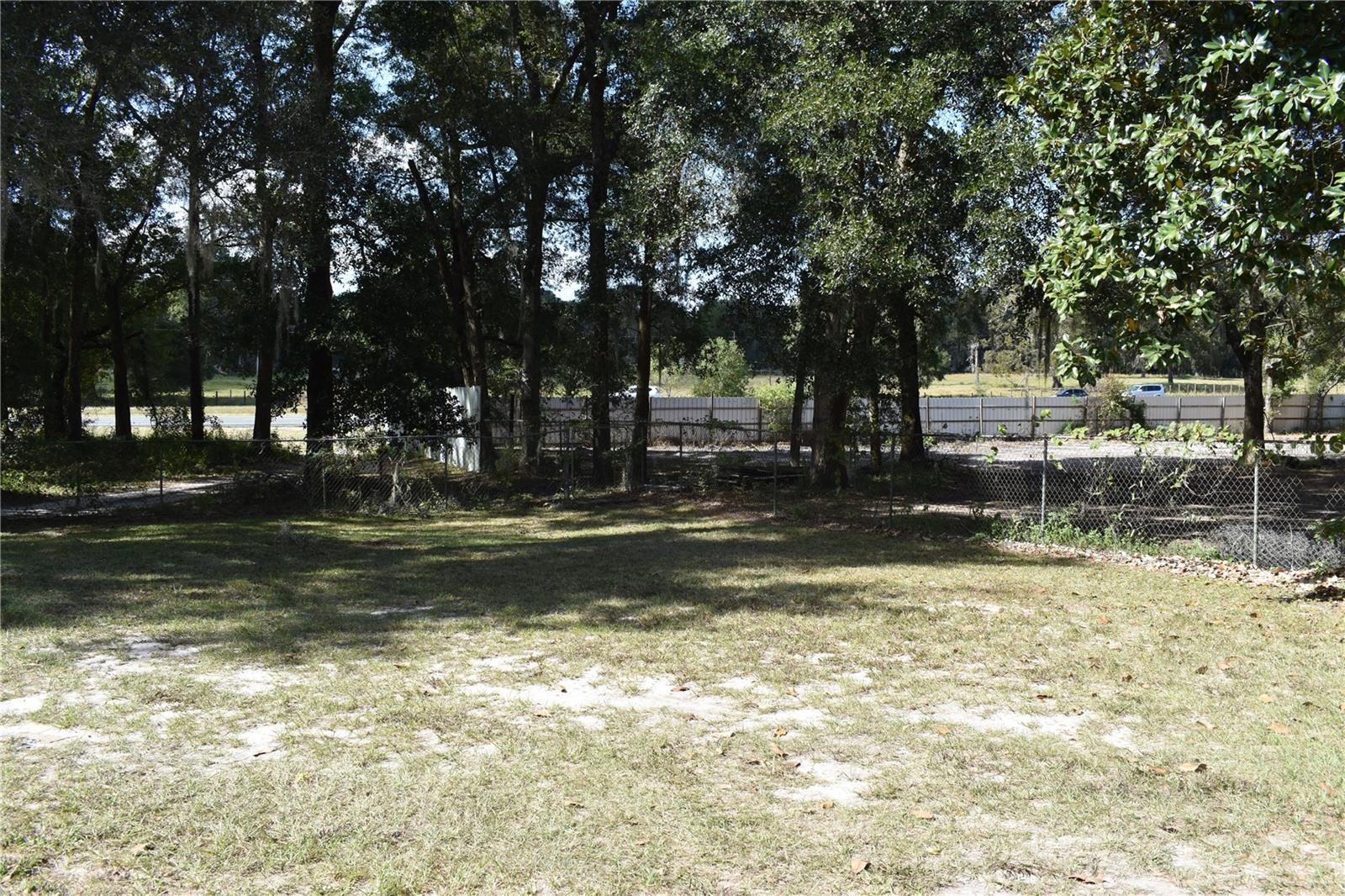 15551 N US HIGHWAY 301, CITRA, FL, 32113