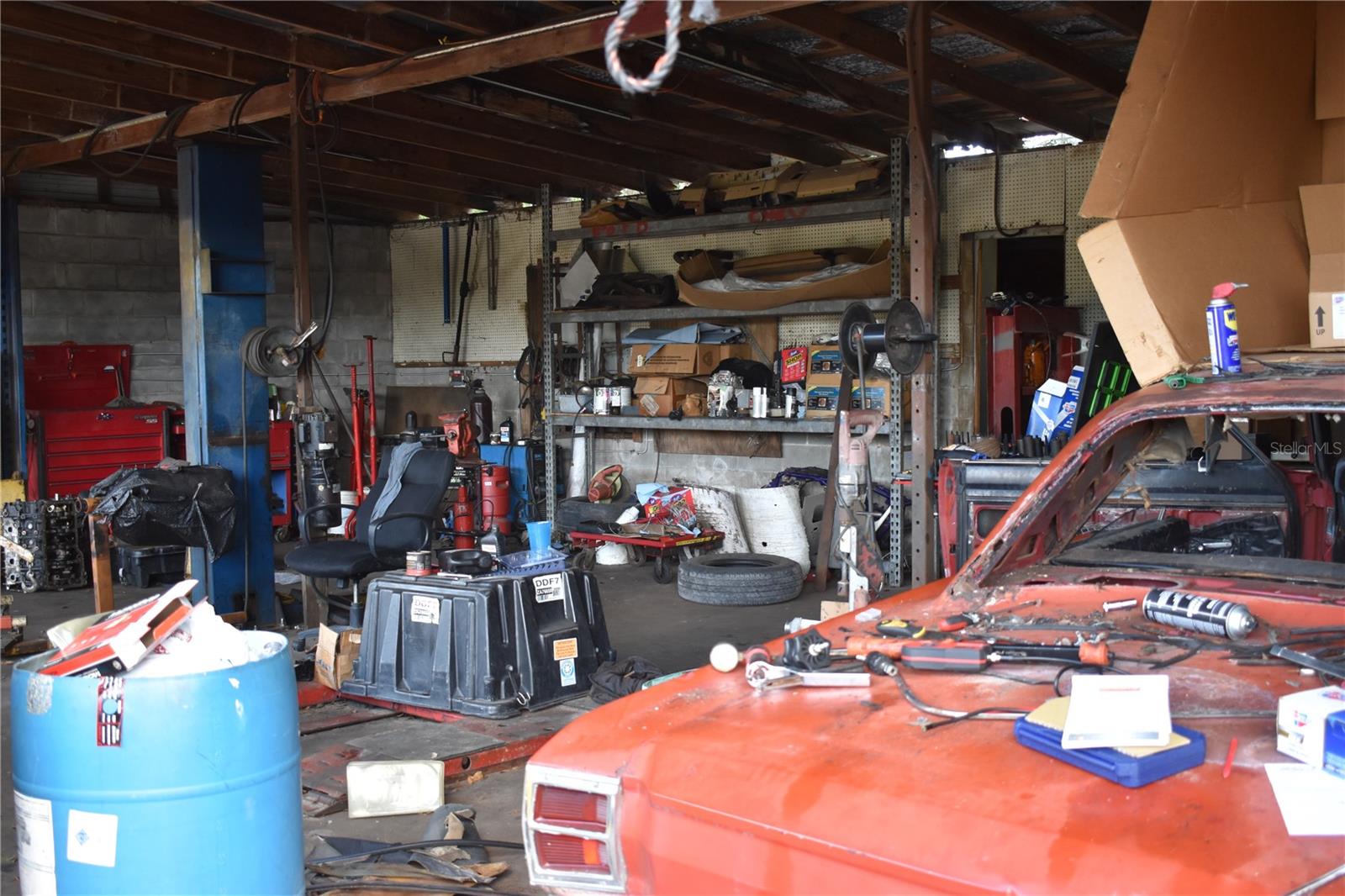 15551 N US HIGHWAY 301, CITRA, FL, 32113