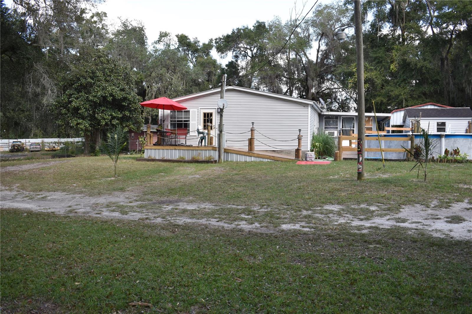 15551 N US HIGHWAY 301, CITRA, FL, 32113