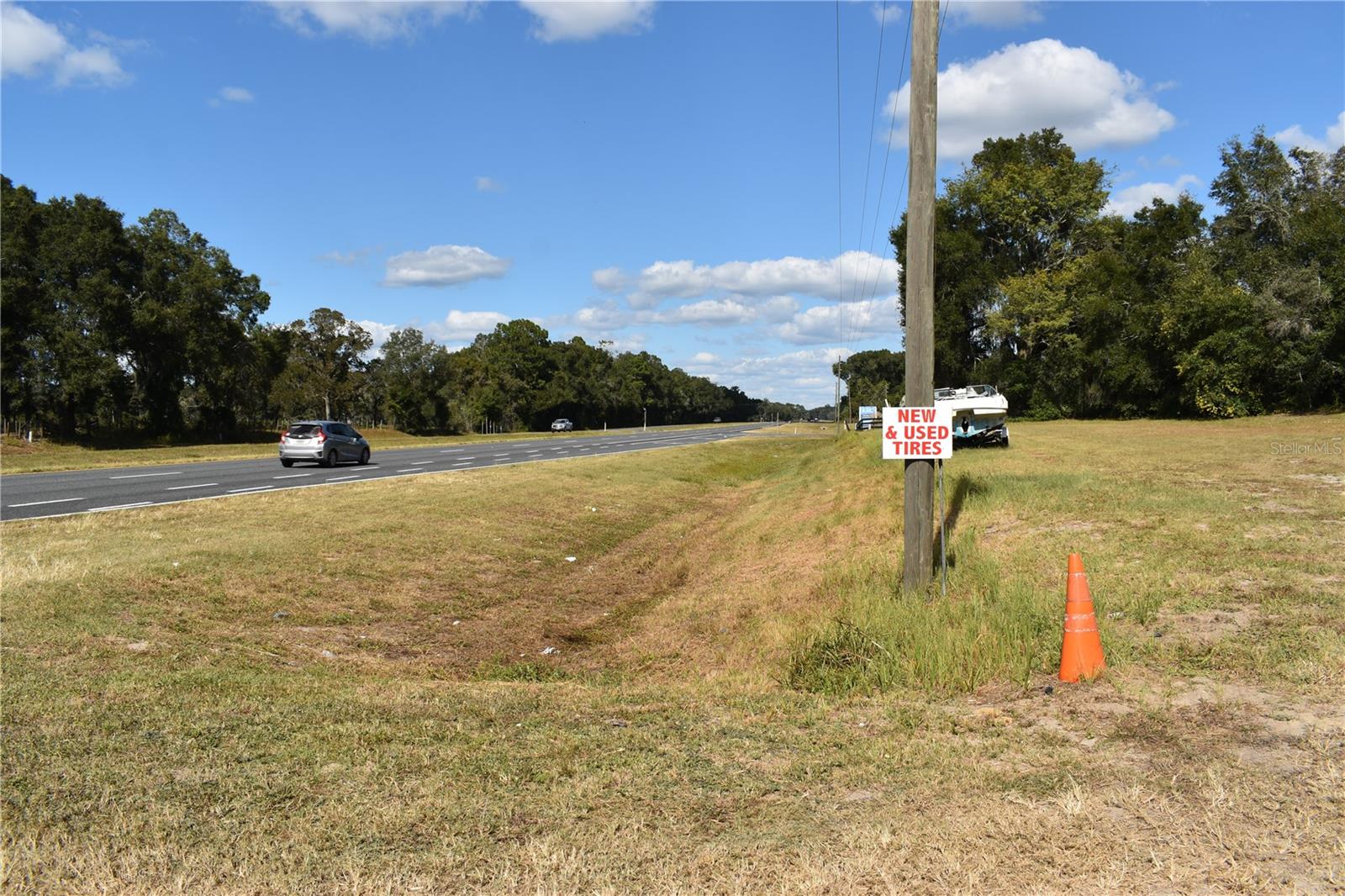 15551 N US HIGHWAY 301, CITRA, FL, 32113