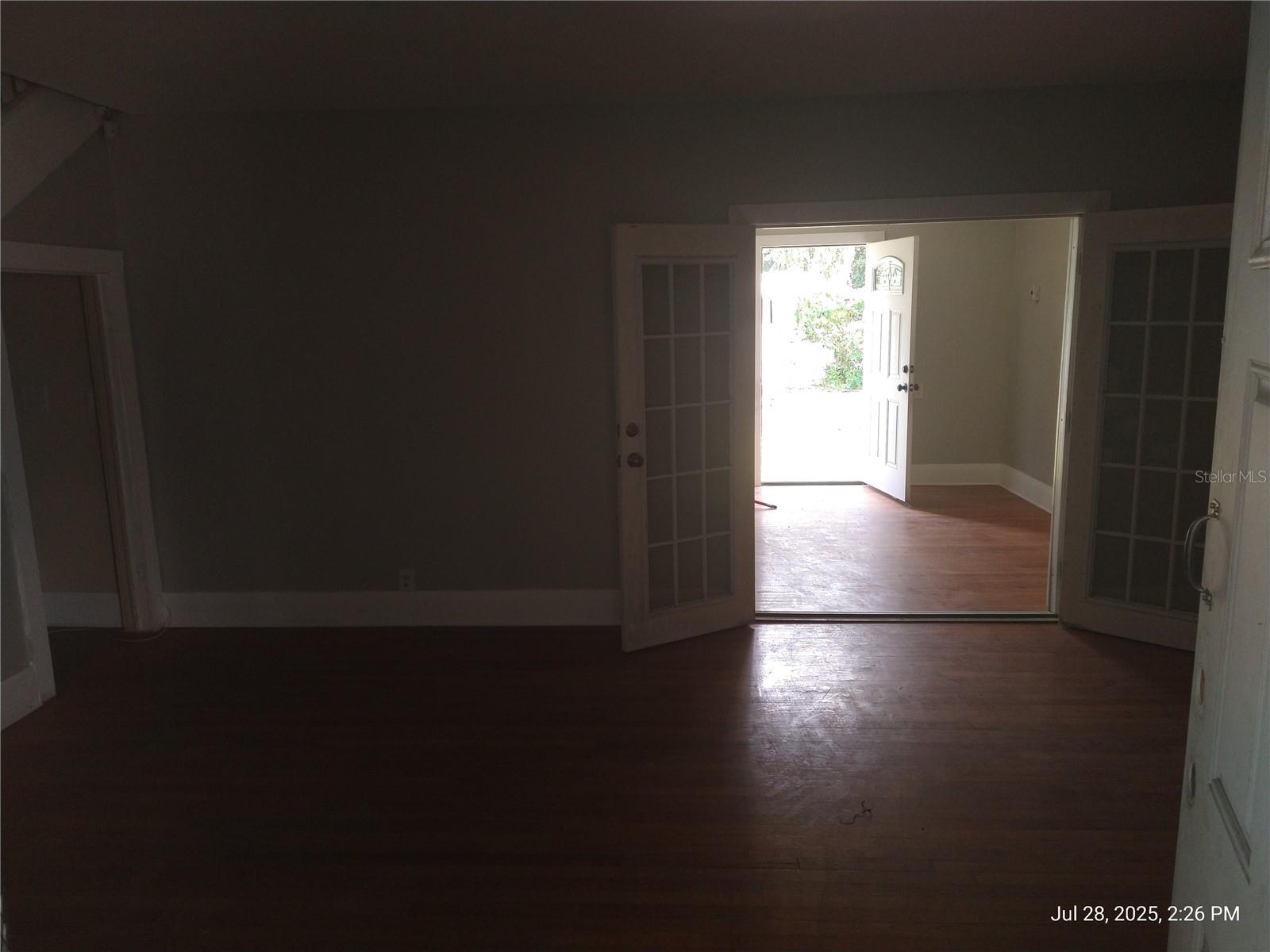 909 and 911 WEST HILLSBOROUGH AVE, TAMPA, FL, 33604