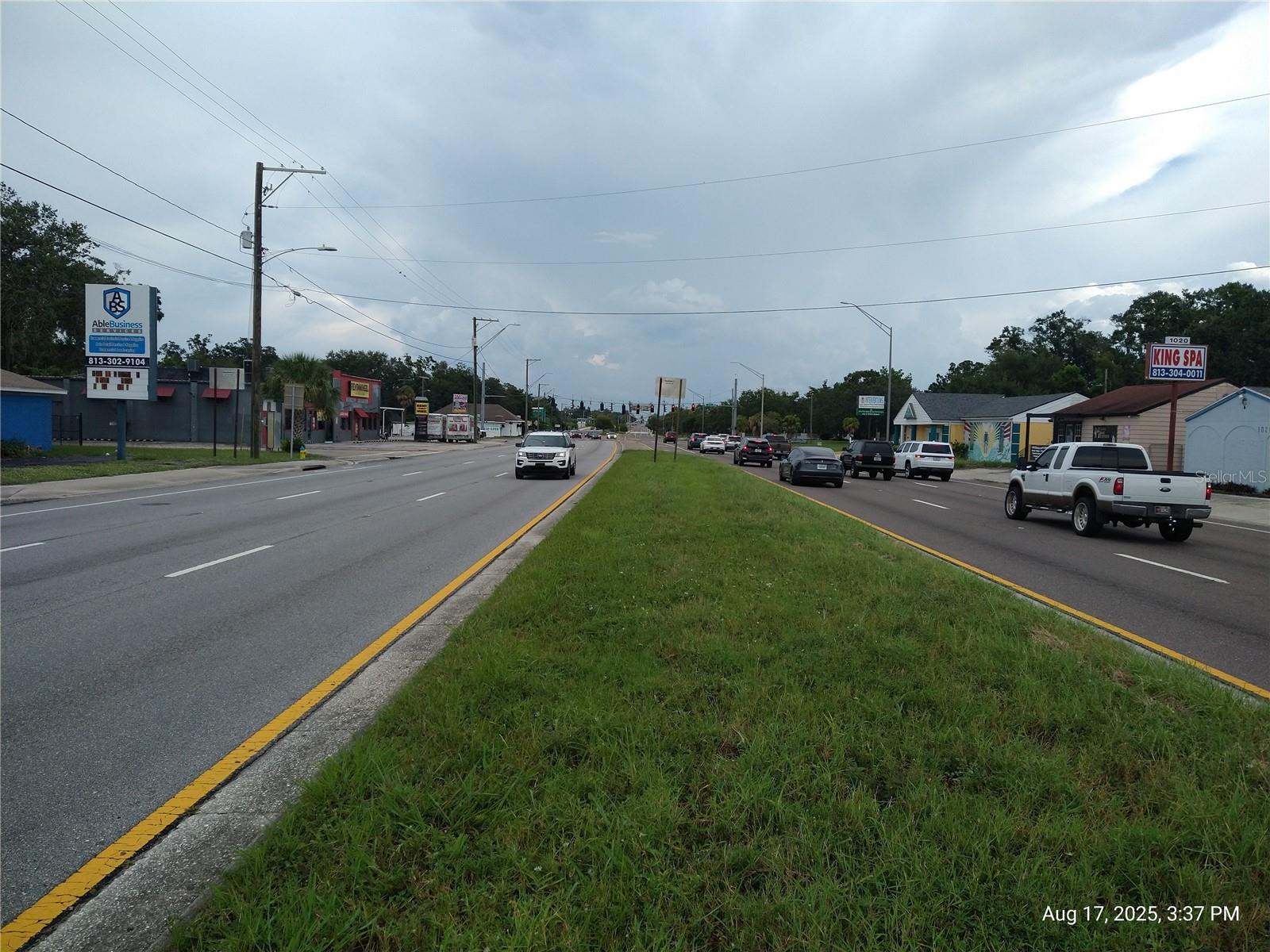 909 and 911 WEST HILLSBOROUGH AVE, TAMPA, FL, 33604